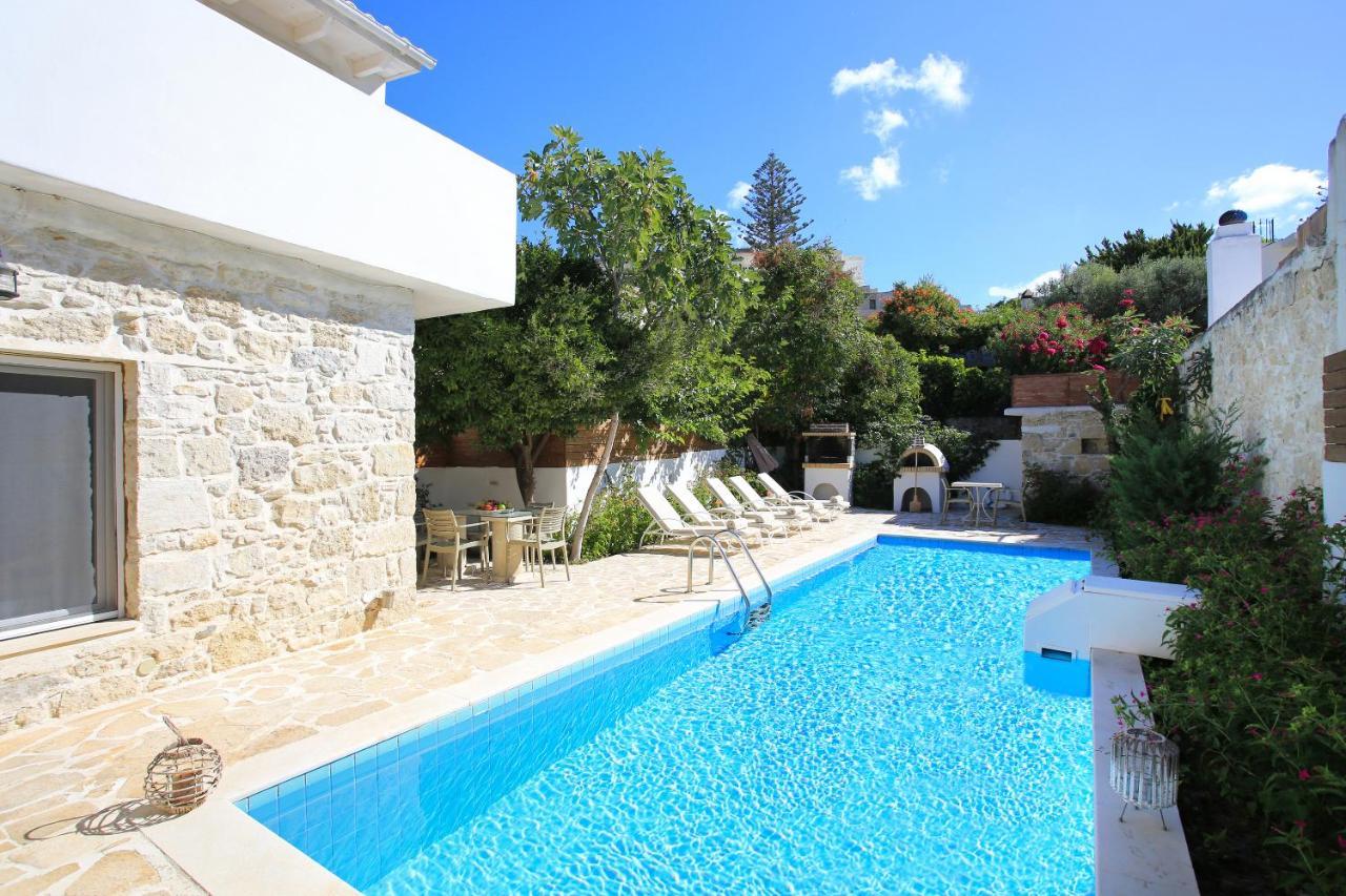 Villa Oasis Kamilari Exterior photo